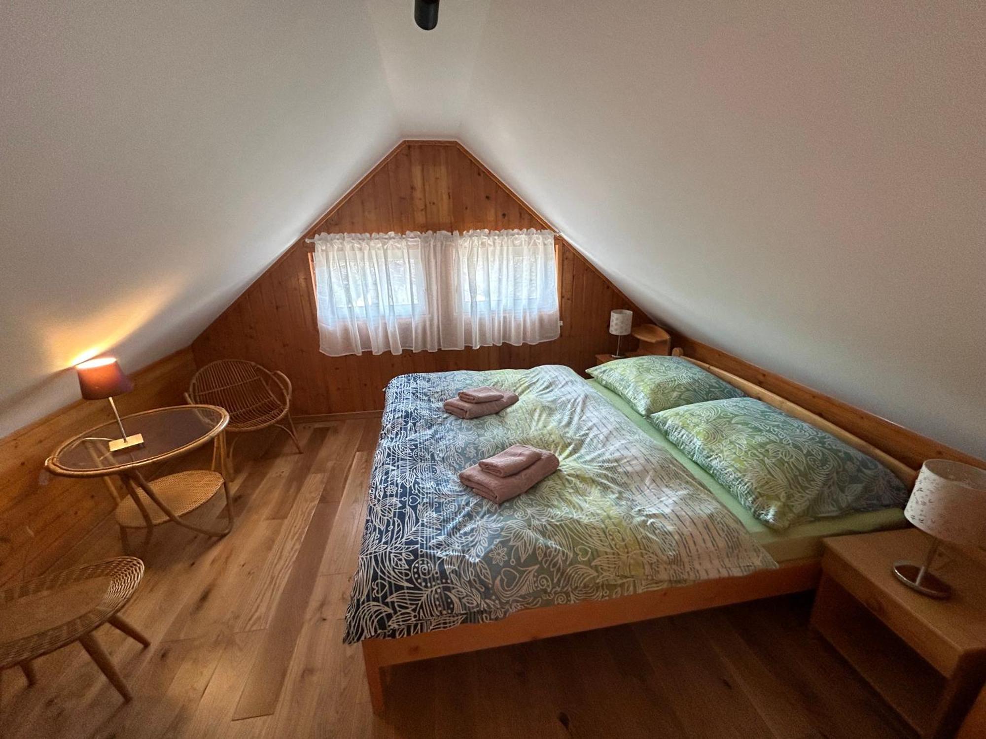 Vilka Aurora *